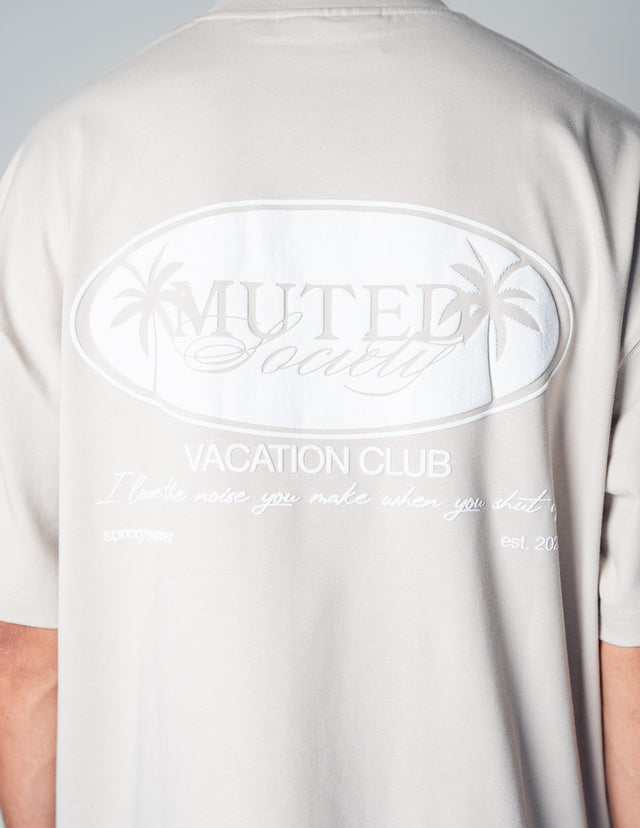 VACATION CLUB TEE